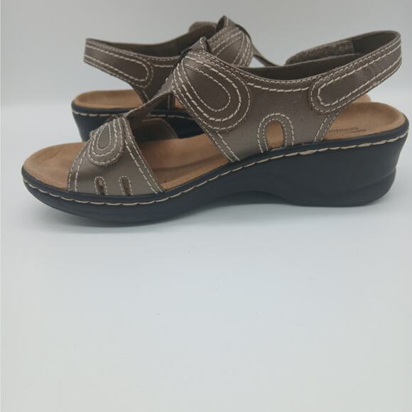 Clarks Bendables Lexi Wedge Sandals Leather Comfort Summer Pewter Bronze Size 8M - Picture 10 of 12